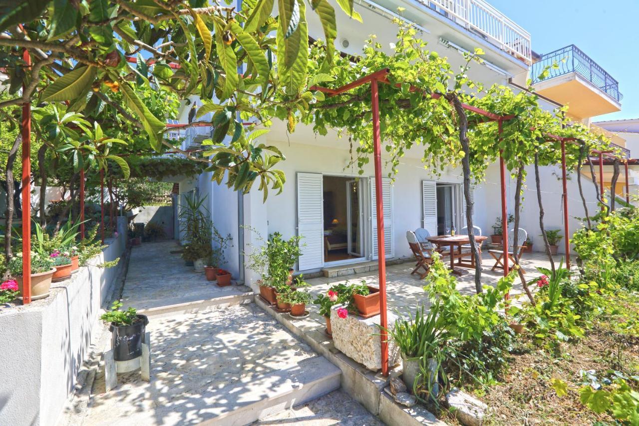 Apartment Stefani Хвар Экстерьер фото