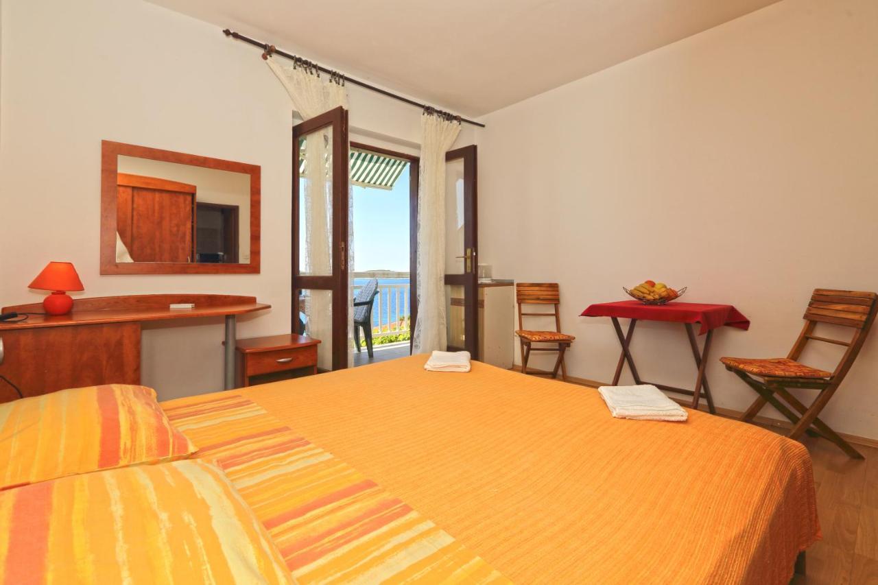 Apartment Stefani Хвар Экстерьер фото